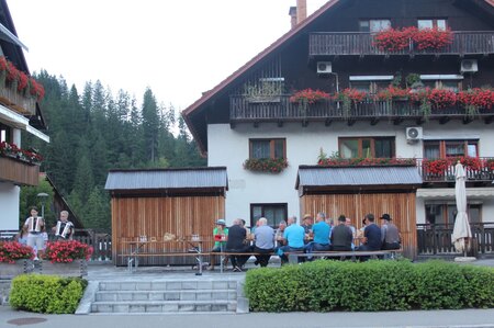 54. Lučki dan: Podoknica na vaški tržnici